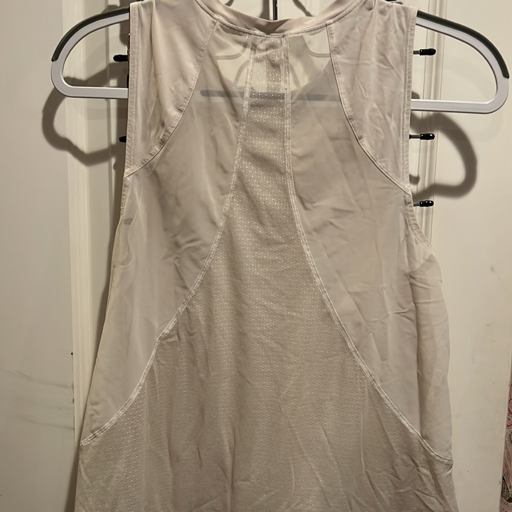 Lululemon White Sculpt Tank